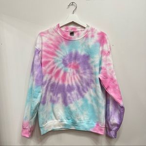🛍 3/$30 Tie Dye Spiral Gildan Unisex Crewneck Sweatshirt (Never worn)